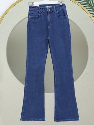 Lacivert İspanyol Paça Yüksek Bel Kot Pantolon Lacivert İspanyol Paça Yüksek Bel Kot Pantolon