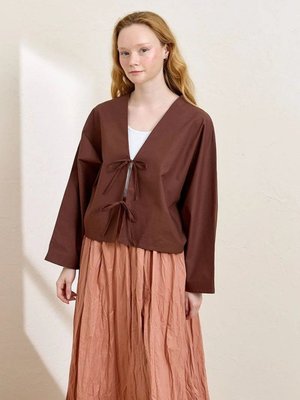 Acı Kahve Fiyonklu Ceket