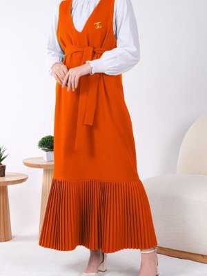 Turuncu Eteği Piliseli Kuşaklı Jile