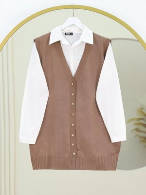 Açık Kahve V Yaka Düğmeli Triko Yelek