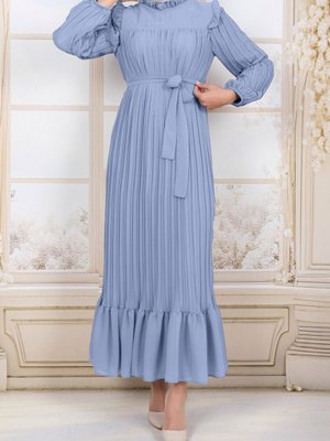 Açık Mavi Önü Robalı Kolları Ve Bedeni Piliseli Elbise