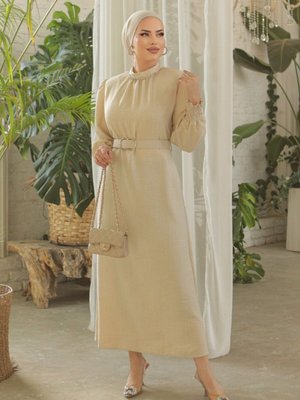 Bej Yakası Taşlı Büzgü Kollu Kemerli Keten Elbise