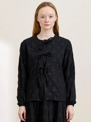 Siyah Fistolu Müslin Fiyonklu Bluz