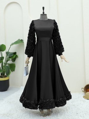 Siyah Eteği Ve Kolları Gül Detaylı Saten Abiye Elbise