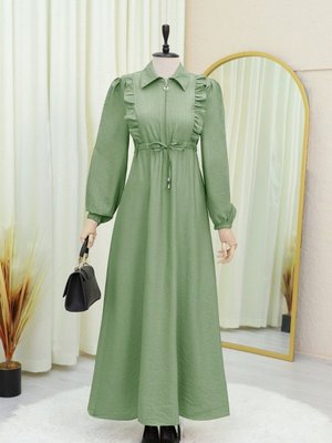 Açık Yeşil Önü Fırfırlı Yarım Düğmeli Tünel Bağcıklı Elbise