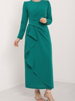 Zümrüt Önü Allerli Eteği Asimetrik Krep Elbise