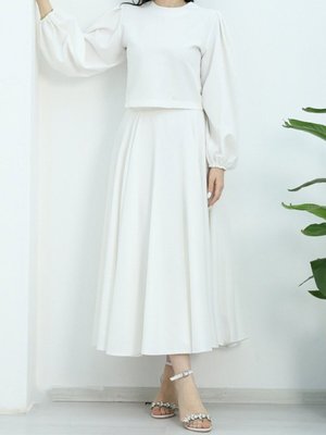 Beyaz Balon Kol Krep Bluz Etekli İkili Takım Beyaz Balon Kol Krep Bluz Etekli İkili Takım