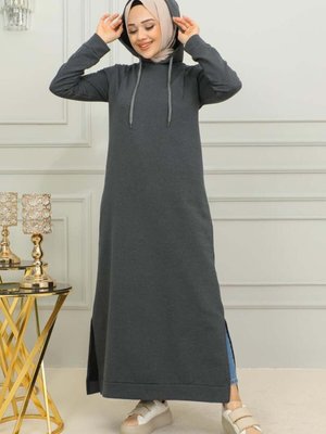 Antrasit Yırtmaçlı Spor Elbise Antrasit Yırtmaçlı Spor Elbise