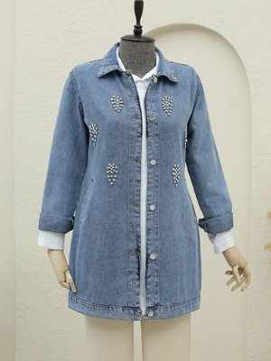 Buz Mavi Küme Taş Detaylı Düğmeli Kot Ceket Buz Mavi Küme Taş Detaylı Düğmeli Kot Ceket