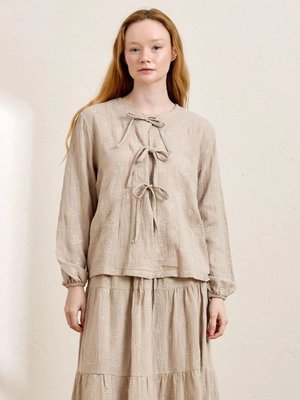 Vizon Fistolu Müslin Fiyonklu Bluz