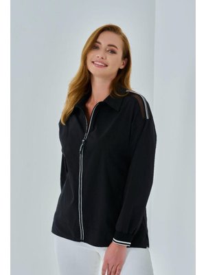 Siyah Büyük Beden Fermuarlı Ve Omuzları Aksesuarlı Ceket