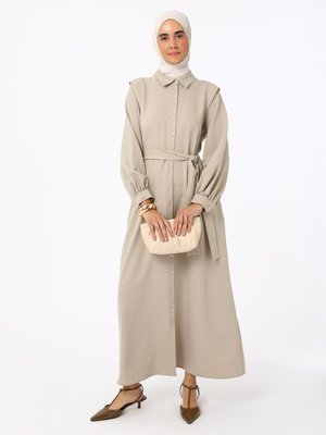 Vizon Bağlama Detaylı Krep Kumaş Elbise