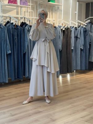 Bej Asimetrik Kloş Tunikli Pantolon Bluz İkili Takım