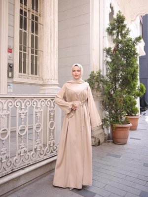 Bej Ankanoor V Robalı Biyeli Belmando Elbise