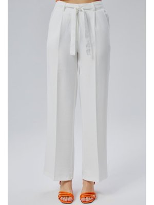 Beyaz Keten Yazlık Beli Lastikli Ve Kuşaklı Pantolon