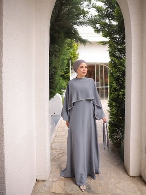 Gri Ankanoor Taşlı Yarasa Kol Abiye Elbise Gri Ankanoor Taşlı Yarasa Kol Abiye Elbise