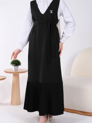 Siyah Eteği Piliseli Kuşaklı Jile