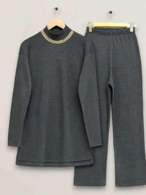 Füme Yarım Boğazlı Yırtmaçlı İçi Şardonlu Fitilli İkili Takım