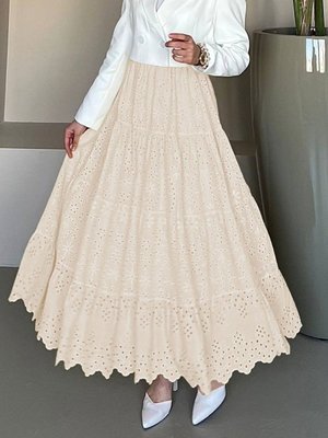 Bej Uzun Fisto İşlemeli Katlamalı Etek Bej Uzun Fisto İşlemeli Katlamalı Etek