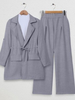 Gri Kapaklı Tünel Köprülü Ceketli Keten İkili Takım Gri Kapaklı Tünel Köprülü Ceketli Keten İkili Takım