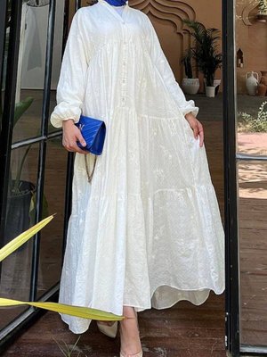 Beyaz Parçalı Düğme Detaylı Elbise Beyaz Parçalı Düğme Detaylı Elbise