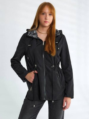 Siyah Kapüşonlu Uzun Kollu Trençkot Siyah Kapüşonlu Uzun Kollu Trençkot