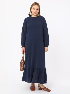 Lacivert Doğal Kumaşlı Büyük Beden Elbise Lacivert Doğal Kumaşlı Büyük Beden Elbise