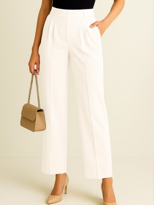 Beyaz Tek Düğmeli Önü Katlama Detaylı Cepli Pantolon
