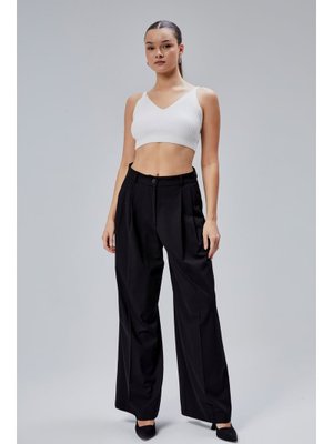 Siyah Salaş Kesim Pileli Kumaş Pantolon