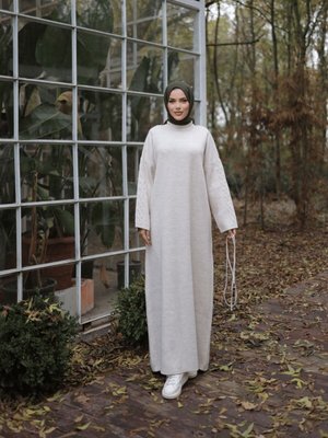 Ekru Kolu Saç Örgülü Elbise Ekru Kolu Saç Örgülü Elbise