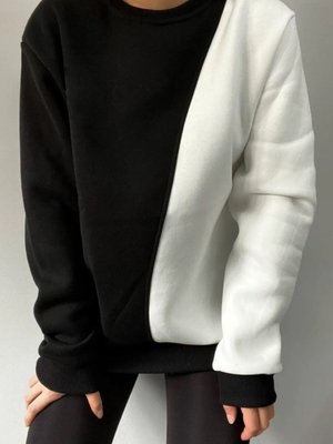 Siyah Beyaz Unisex Oversize Şardonlu Sweatshirt Siyah Beyaz Unisex Oversize Şardonlu Sweatshirt