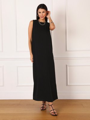 Siyah Aerobin Kolsuz Elbise