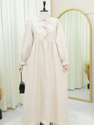 Taş Yarım Patlı Bağcıklı Kolu Lastikli Müslin Elbise Taş Yarım Patlı Bağcıklı Kolu Lastikli Müslin Elbise