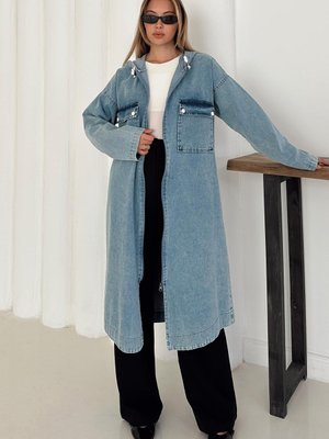 Mavi Cep Detaylı Kapüşonlu Salaş Denim Kap Mavi Cep Detaylı Kapüşonlu Salaş Denim Kap
