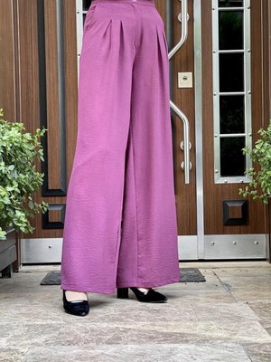 Gül Kurusu Pileli Aerobin Bol Paça Pantolon