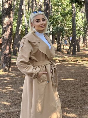 Bej Kuşaklı Trençkot