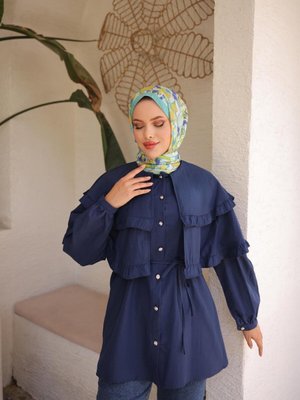 Lacivert Çift Pelerinli Beli Bağlamalı Tunik Lacivert Çift Pelerinli Beli Bağlamalı Tunik