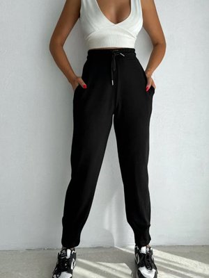 Siyah Paça Pileli Modal Kumaş Rahat Kalıp Pantolon