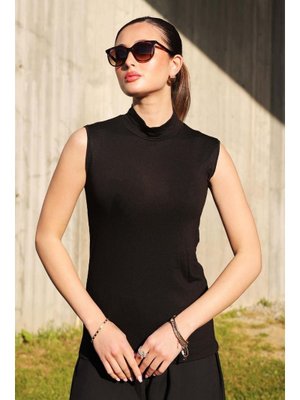 Siyah Kolsuz Penye Body İçlik