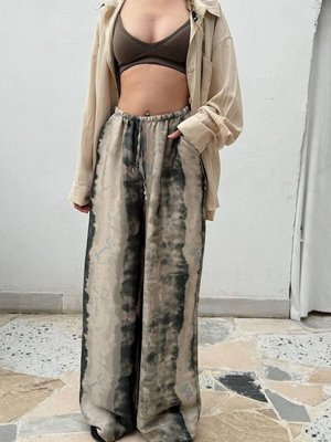 Haki Desenli Saten Oversize Bol Pantolon Haki Desenli Saten Oversize Bol Pantolon