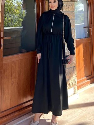Siyah Fitilli Örme Kumaş Fermuar Detaylı Elbise