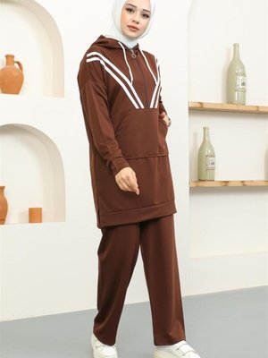 Kahverengi Şerit Detaylı Spor İkili Takım