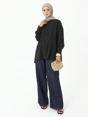 Siyah Pili Detaylı Modal Bluz / Gömlek