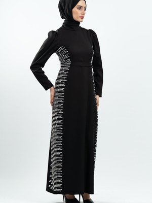 Siyah Taş Detaylı Abiye Elbise