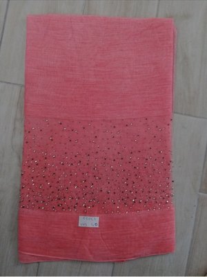 Pudra Taşlı İthal İpek Cotton Seri Şal Askısı İle Birlikte 90x200 Cm Pudra Taşlı İthal İpek Cotton Seri Şal Askısı İle Birlikte 90x200 Cm