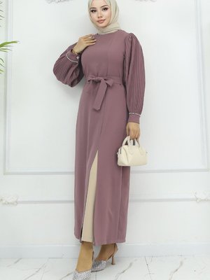 Gül Kurusu Piliseli Yırtmaçlı İkili Takım Gül Kurusu Piliseli Yırtmaçlı İkili Takım