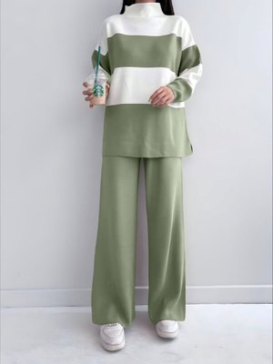 Su Yeşili Yarım Boğazlı Triko Takım