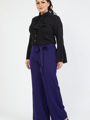 Lacivert Büyük Beden Kemerli Pantolon Lacivert Büyük Beden Kemerli Pantolon