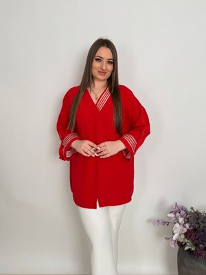 Kırmızı Büyük Beden Yaka Ve Kol Serit Detaylı Bluz
