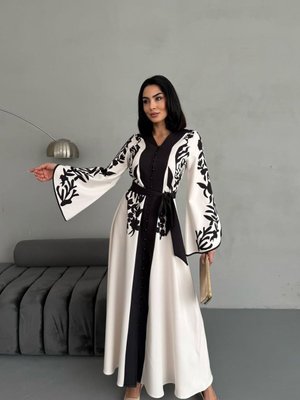 Siyah Kuşaklı Elbise